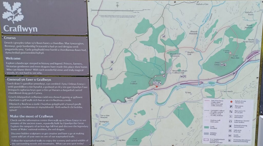 Map showing the moderate and strenuous walks around Craflwyn