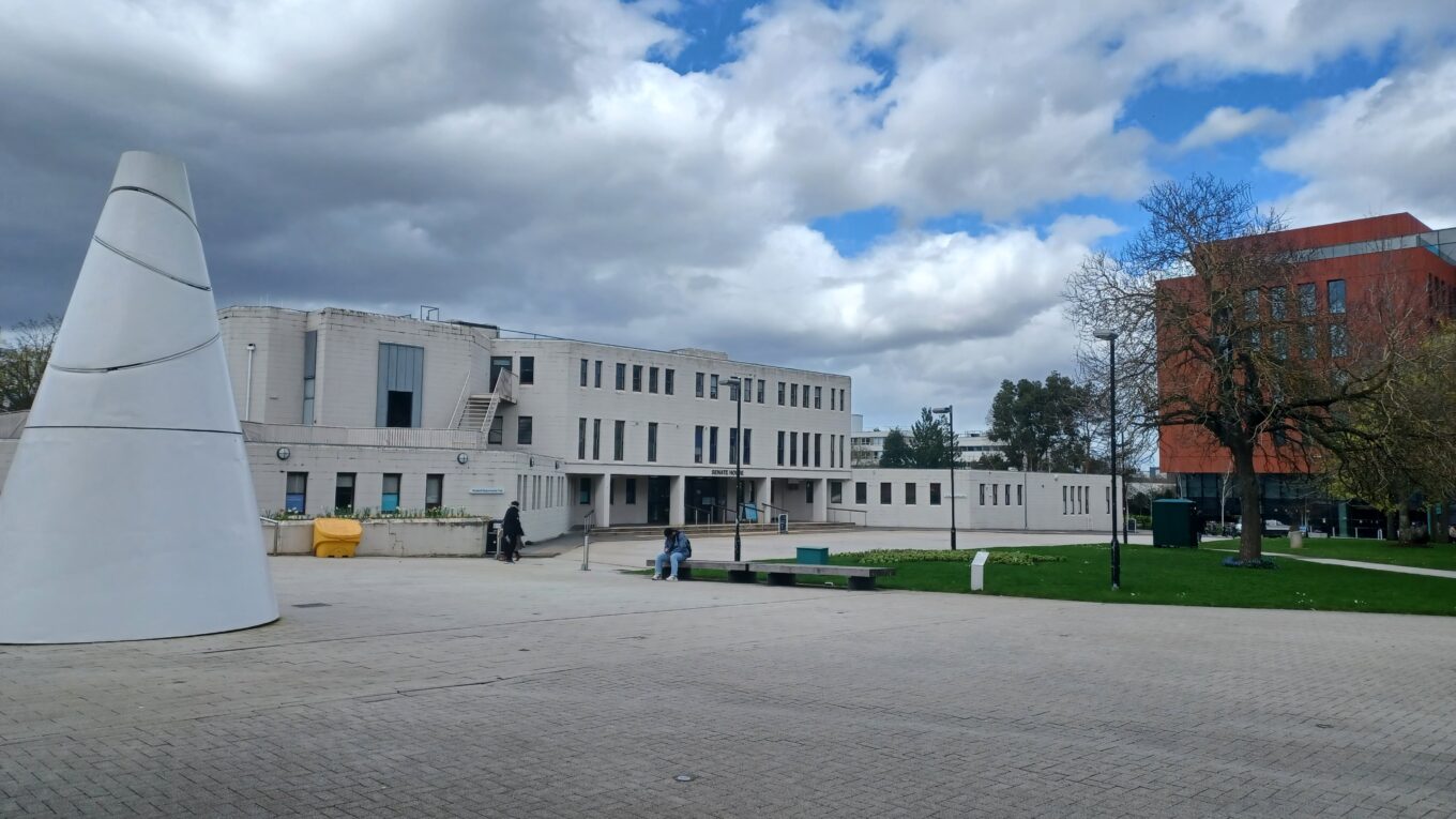 A recognisable part of campus - The Koan sculpture (spins and lights up at night, sometimes) and Senate House. The arts building on the right of the image is new and replaces an unlovely multi-storey car park.